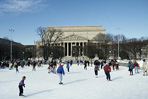 Fotografia istorică: patinaj pe gheață, Avenue Constitution, National Archives Building, Washington, DC